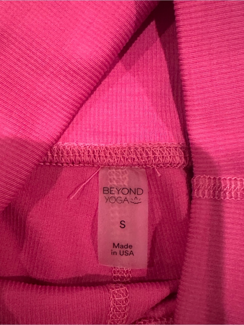 Beyond Yoga Hot Pink High-Rise Leggings - Picture 2 of 6